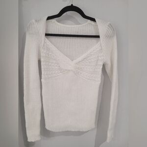 NWOT White sweater/top-Medium